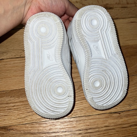 Nike Air Force 1 (White) - Picture 7 of 7